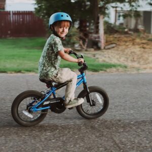 Kids Bicycle with Training Wheels - Image 5